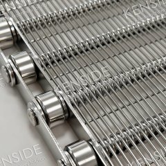 Ceinture à maillons à œillets