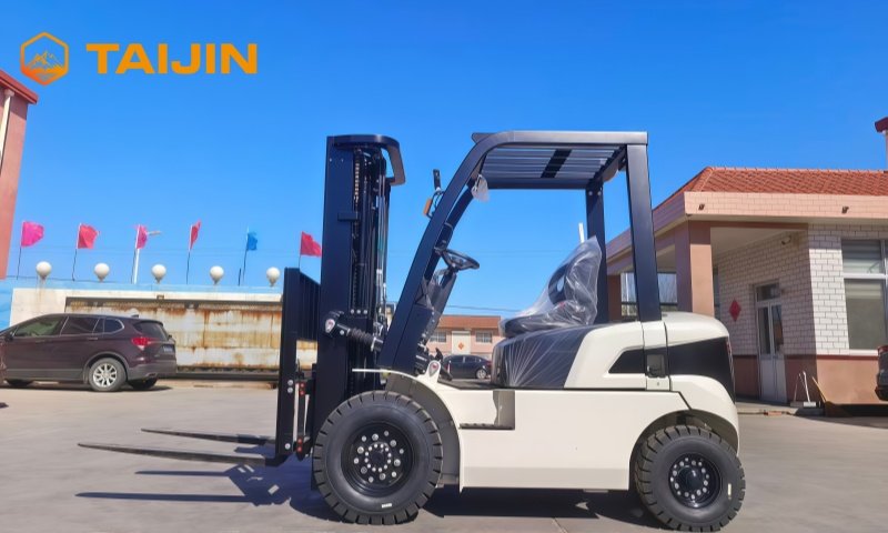 Launch of Reliable 2.5t Diesel Forklift Truck For Material Handling