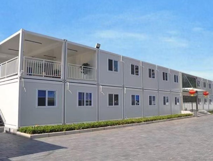 Weather-Resistant Portable Container Home | Desert-Adapted Temporary Living Facility