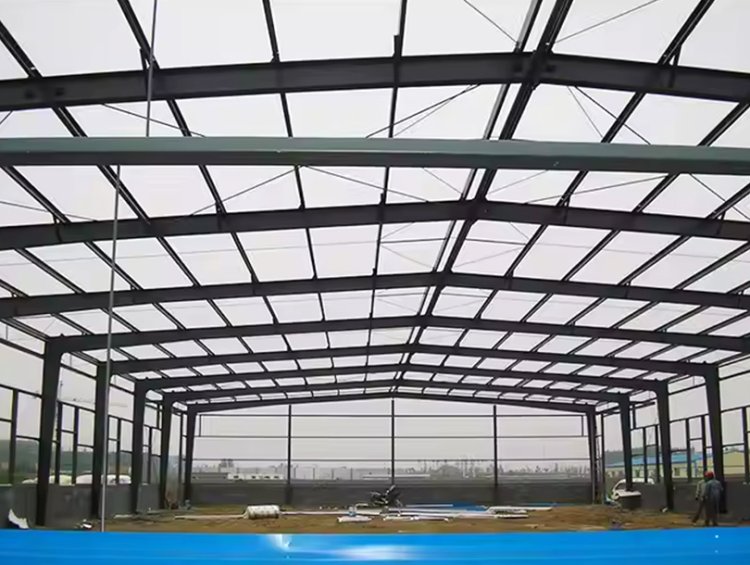 Light Steel Frame Warehouse | Prefabricated Industrial Building for Manufacturing & Bulk Storage