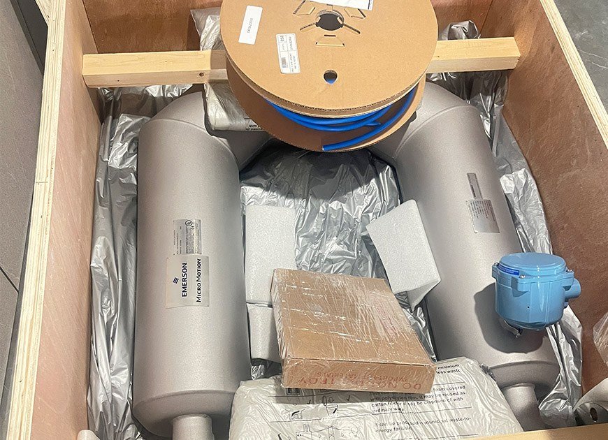 依思拓_0003_质量流量计Emerson CMF300M (1)