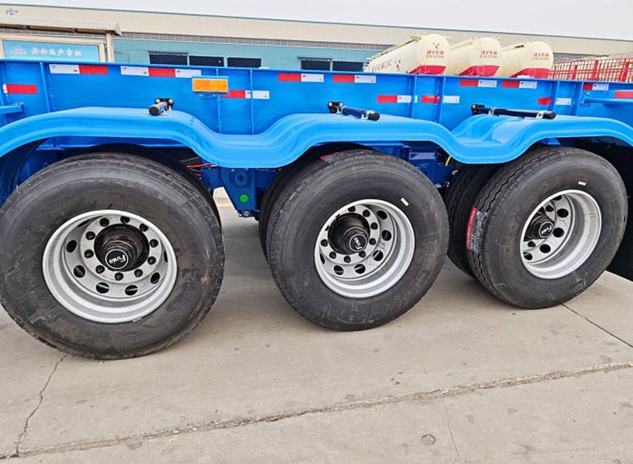 3 axle chassis trailer shipping logistics