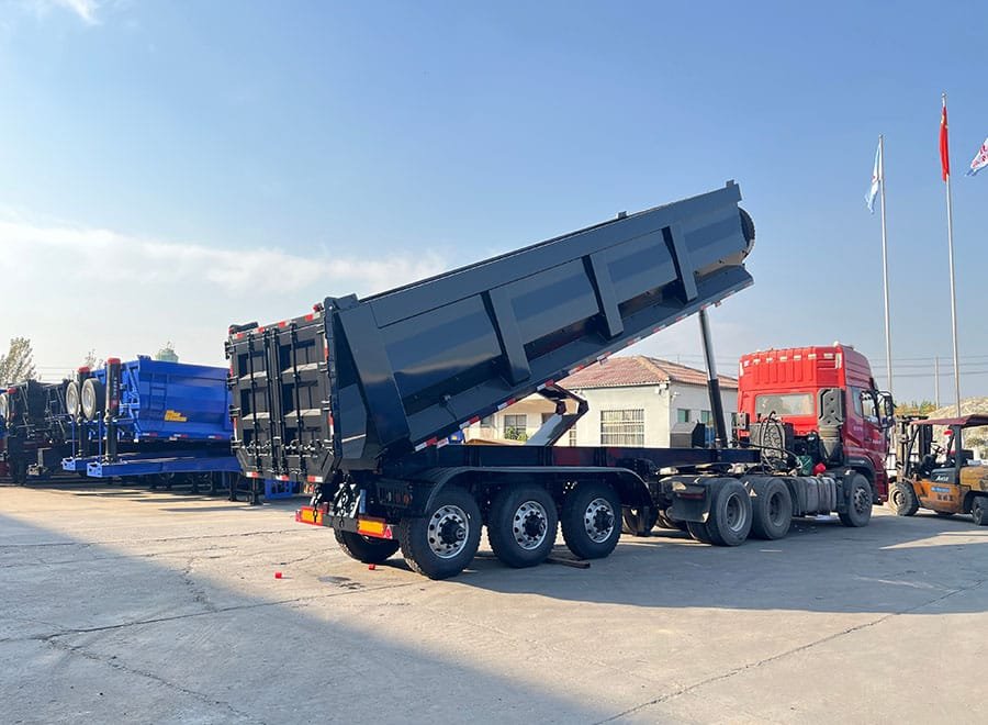 3 axles rear dump trailer