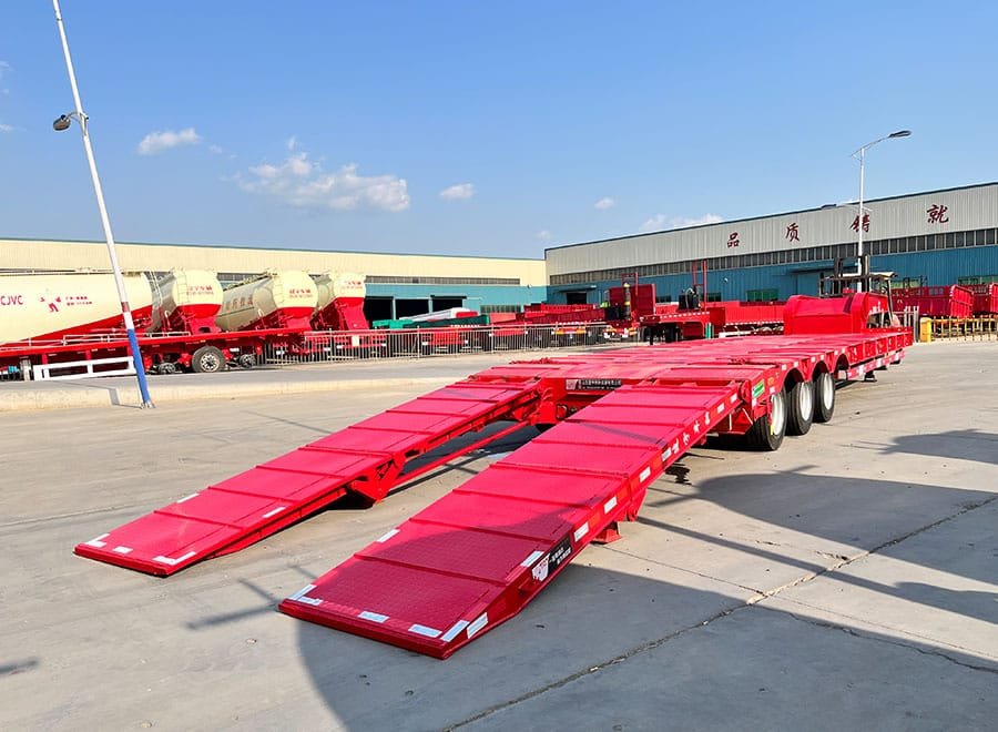 Heavy equipment low loader trailer