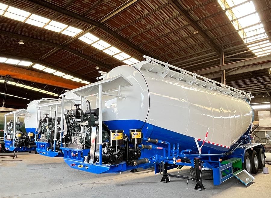 pneumatic cement transport trailer