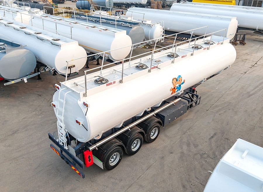 multi compartment fuel tanker