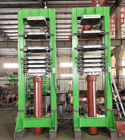 Tyre Vulcanization Machine