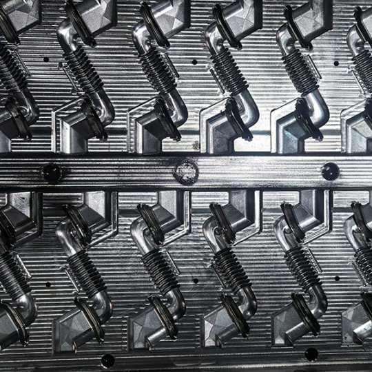 Multi-Cavity Rubber Compression Mould – Precision Tool Steel Mould for EPDM/NBR/Silicon Seals & Gaskets