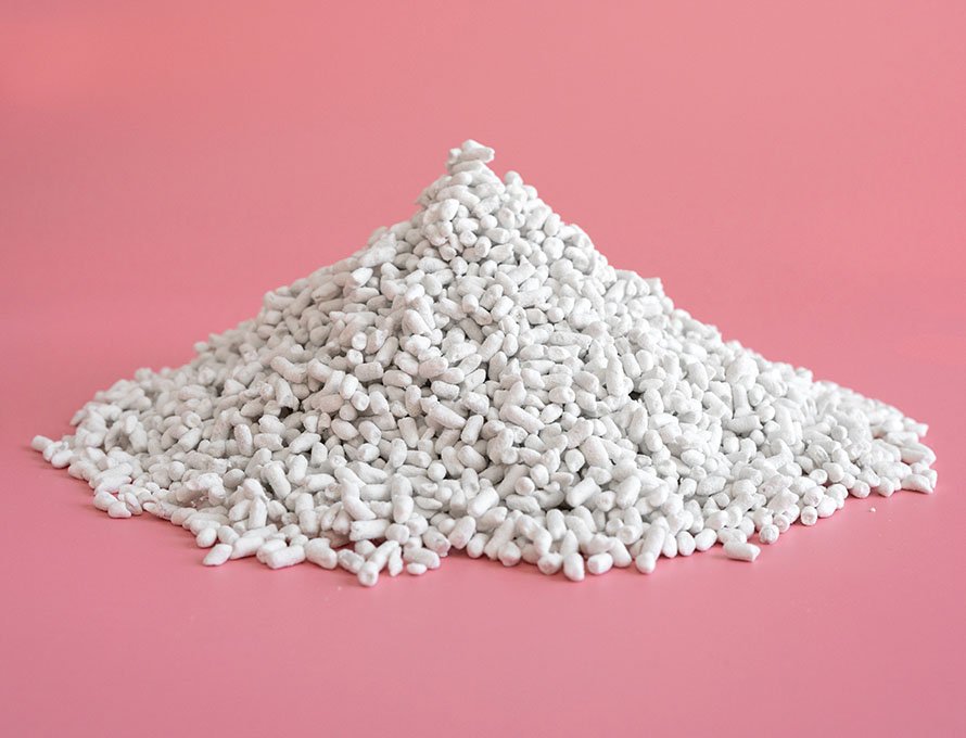 Clumping paper pet litter