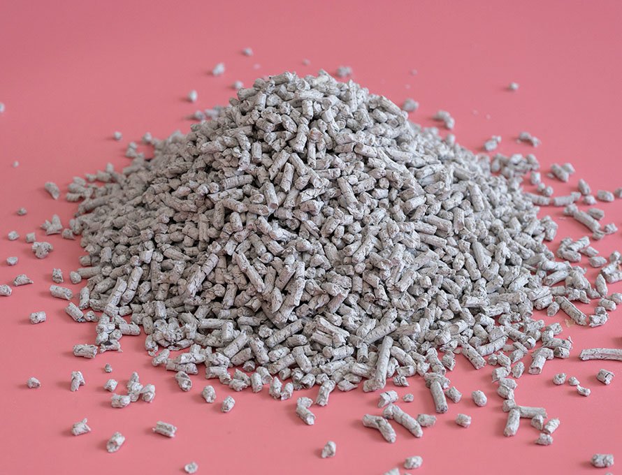 Recycle paper pet litter