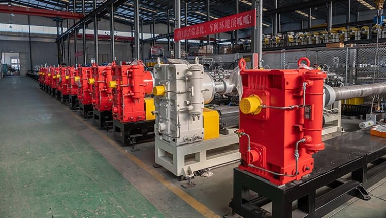 Orderly Layout Embodies Industrial Aesthetics | Qingdao Xinrun Refined Workshop Consolidates Quality Foundation