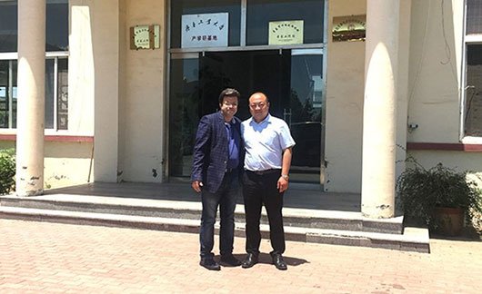 Pakistani customers visit