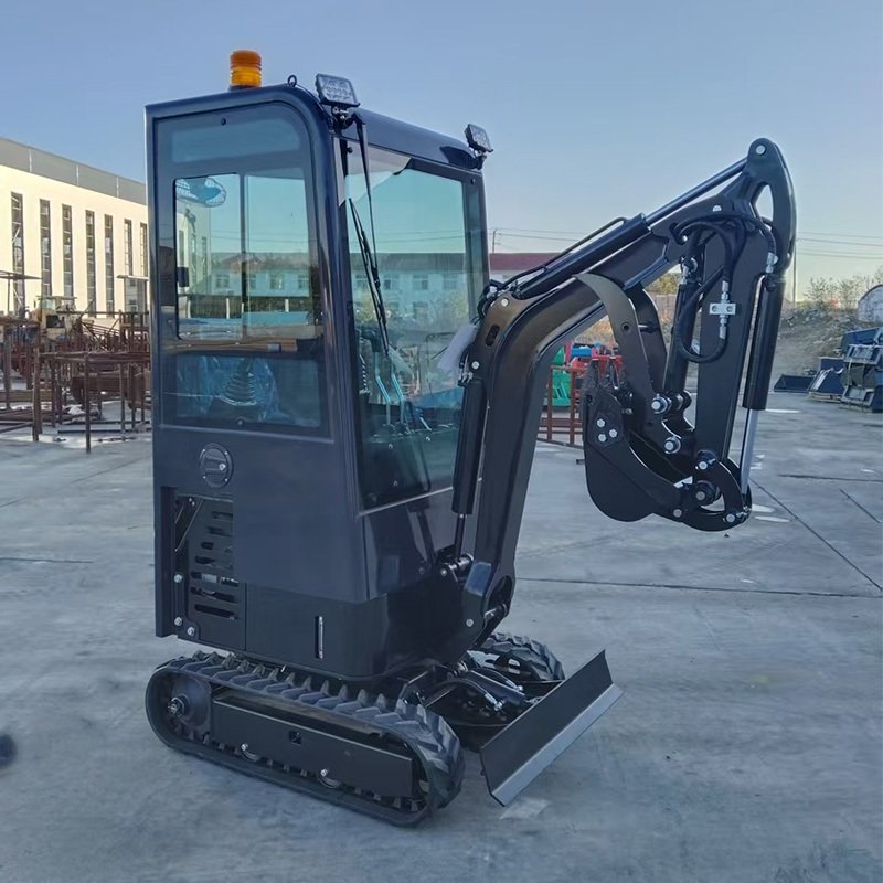 pilot operated mini excavator