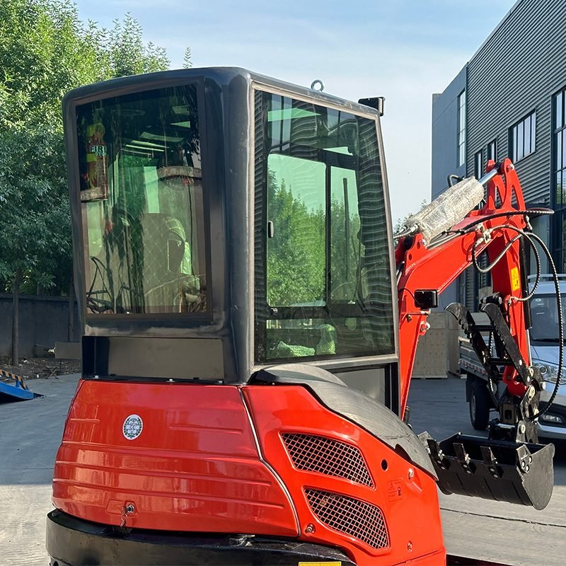Kubota engine compact excavator