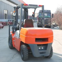 compact diesel forklift