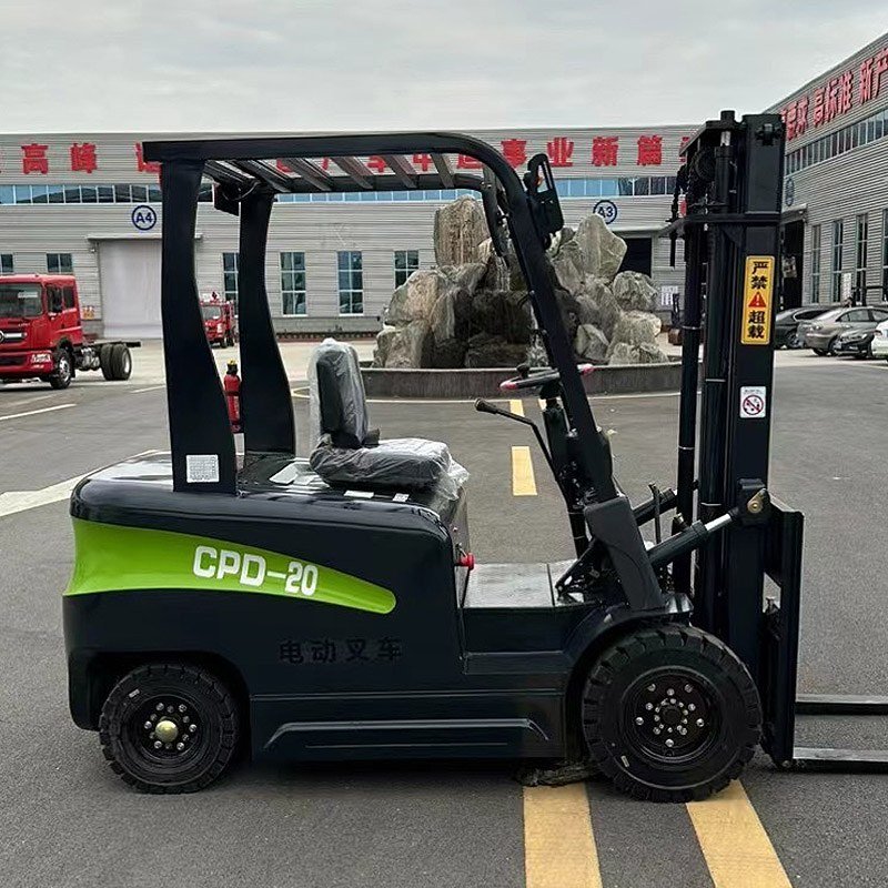 battery powered forklift equipment
