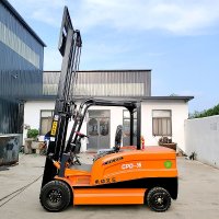 battery powered forklift machine