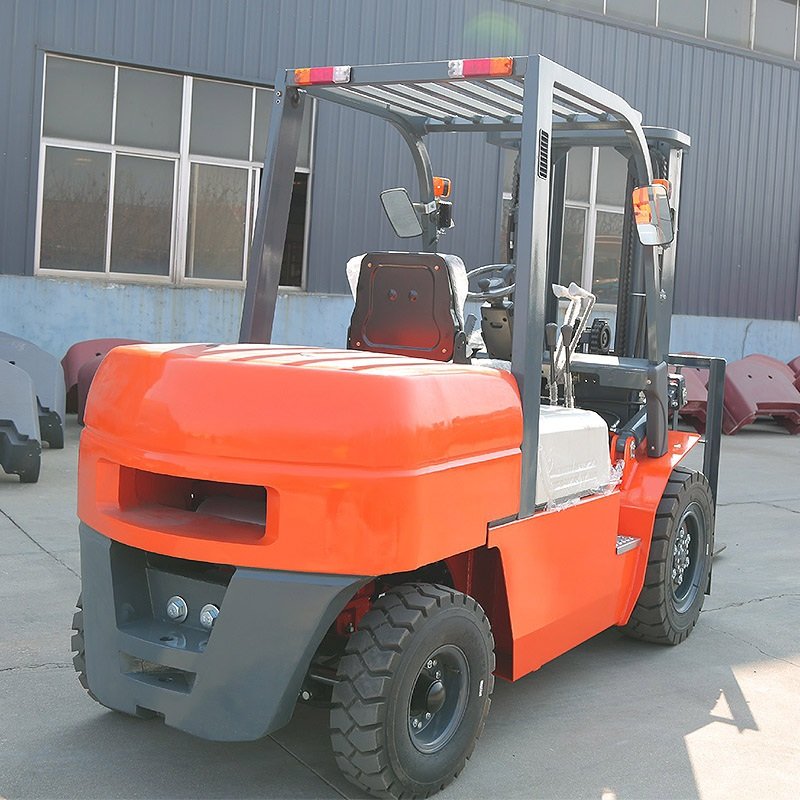 forklift with adjustable steering wheel