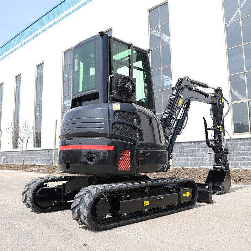 Compact Tracked Excavator for Construction