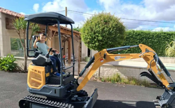 How Kuugao Mini Excavators and Wheel Loaders Boost Construction Site Efficiency