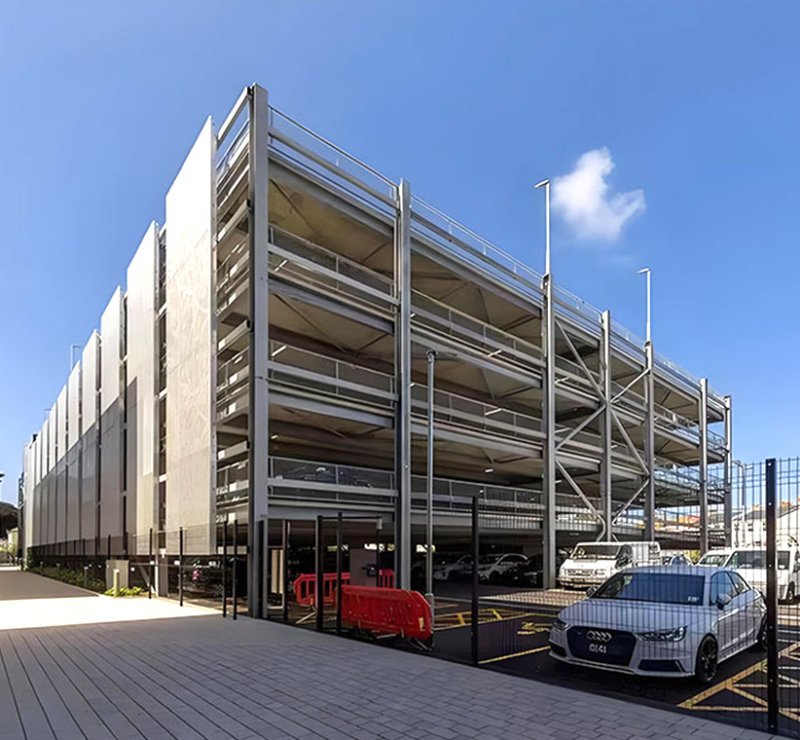 Parking modulaire léger et facile à assembler, bâtiments à plusieurs étages en structure d'acier