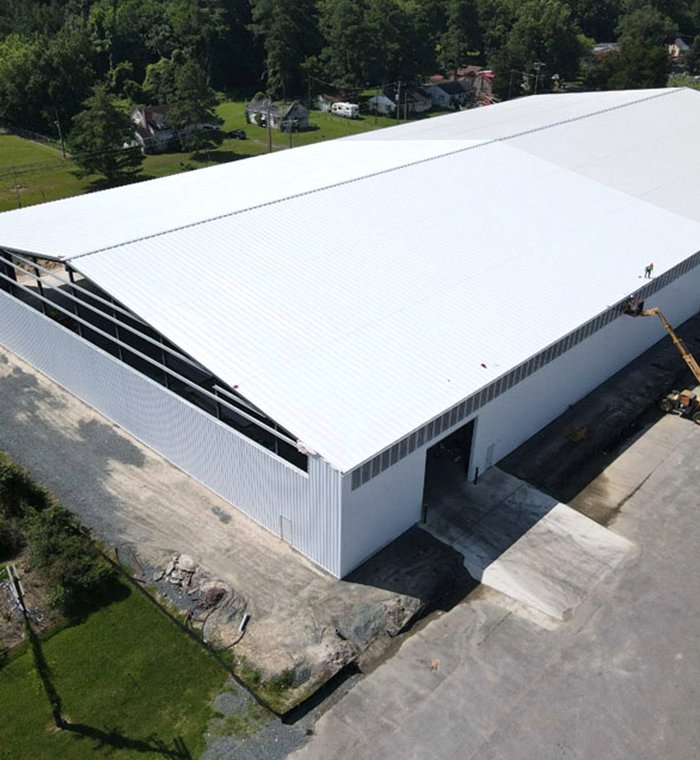 Ingénieur en structures métalliques pour bâtiments industriels sans colonnes - Consultant en ingénierie - Bâtiment de stockage à grande portée