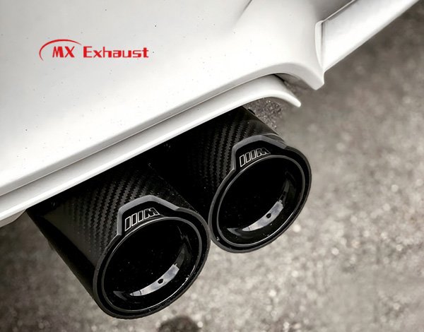Carbon-Fiber-Exhaust-Tip