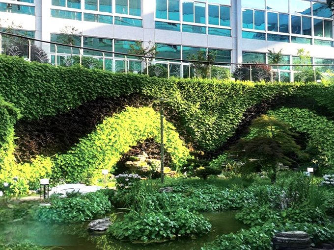 Slope protection plant wall