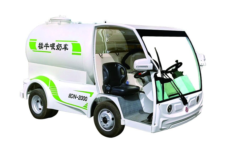 Electric four-wheel calf milk feeding cart