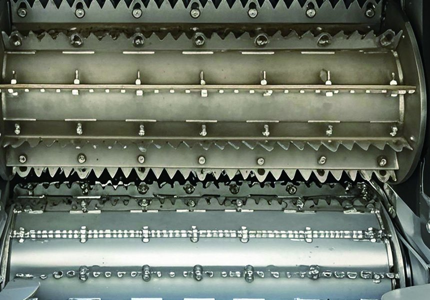 Drum-type straw chopping silage feed harvester