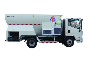 High-performance livestock feeding machine