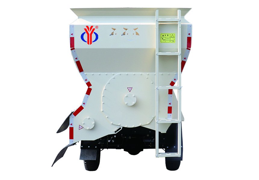 5m³ Spreading Vehicle with durable construction