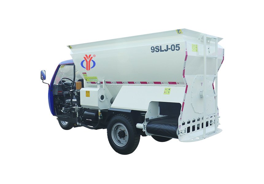 Efficient feed distribution equipment