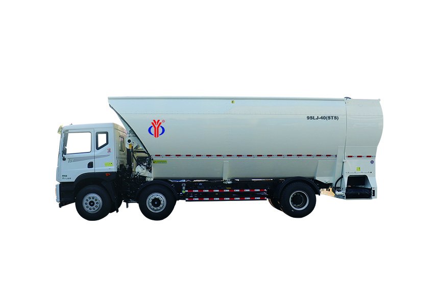 40m³ Total Mixed Ration Spreader