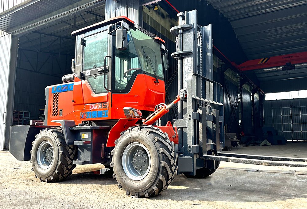 3.5-Ton Off-Road Forklift Truck
