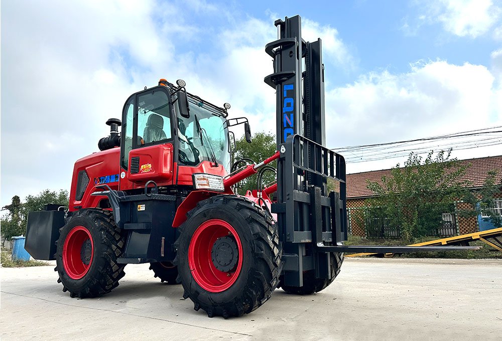 5-Ton Off-Road Forklift Truck