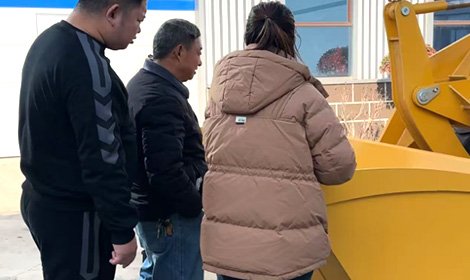 Customers from Yancheng, Jiangsu Province, visited the site and placed orders on-site, working together to create a better future.