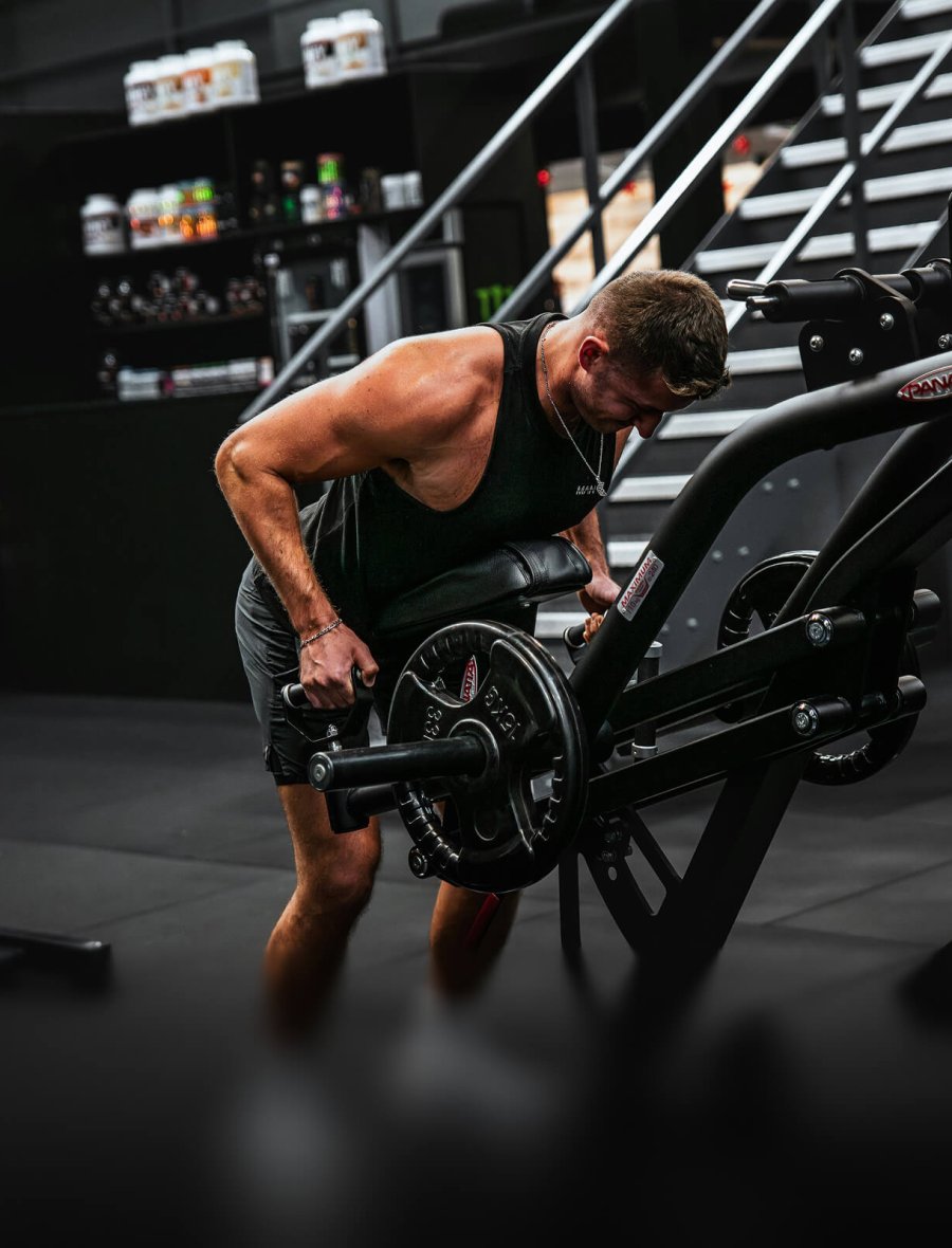 Lat Pulldown Machine