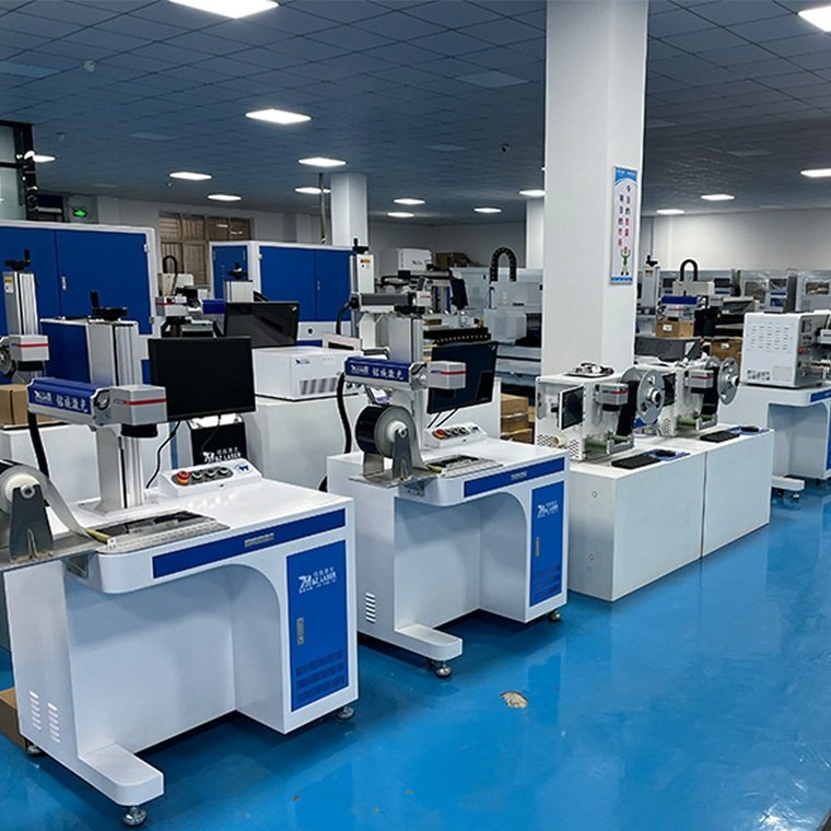 未标题-1_0001_柔性材料激光打标机简易款实拍图