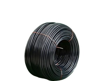 Cylindrical dripper drip irrigation pipe