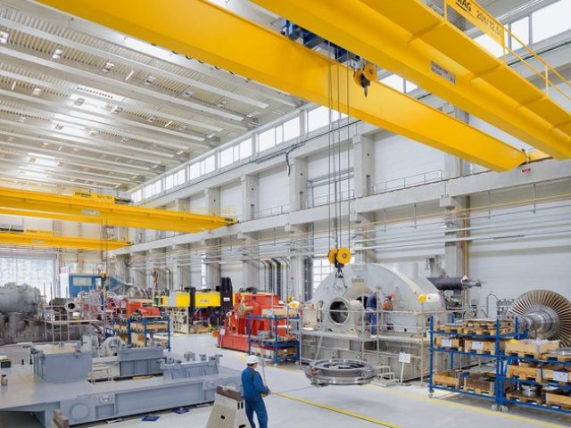 Heavy steel warehouse and workshop