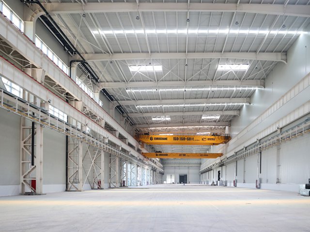 Heavy steel warehouse and workshop