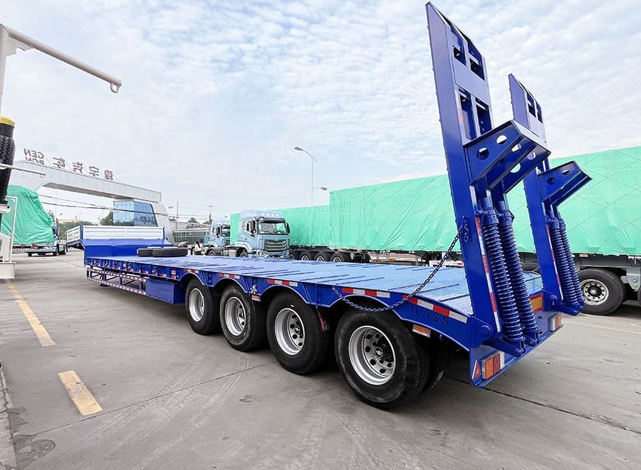 Mining equipment transport trailer