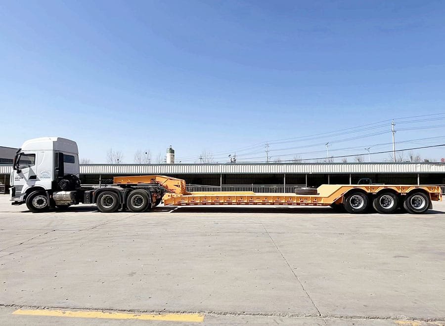 RGN lowboy trailer for heavy haul