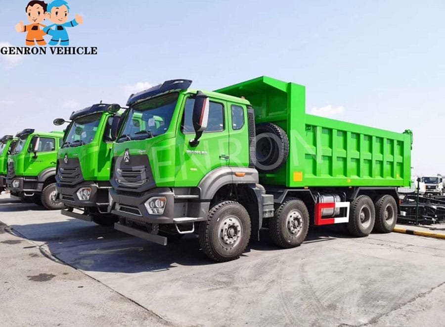 HOWO 8×4 mining dump truck