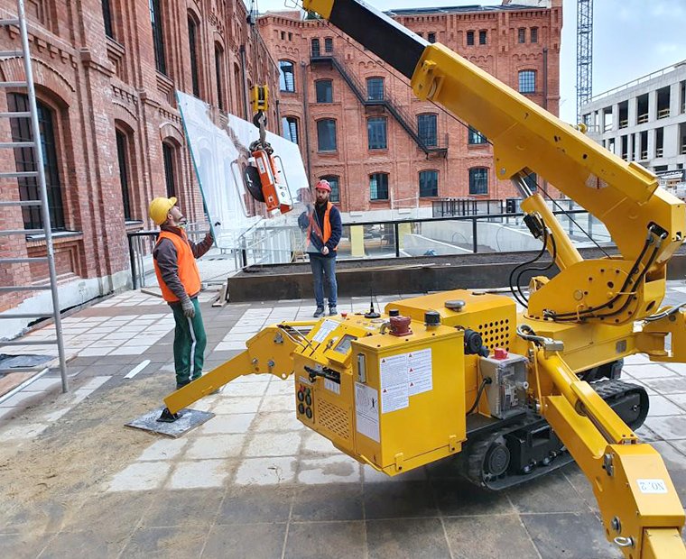 3T Mini Crawler Crane With Vacuum Lifter