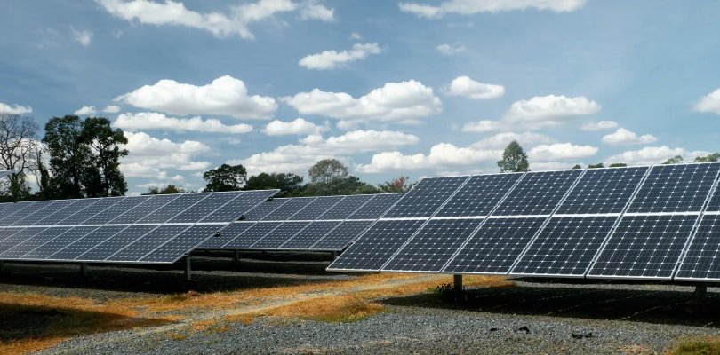 In 2024, new Blue Crystal Eco-Carbon large-profile lamps will be installed in residential areas in India. 01