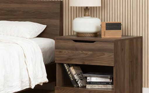How to Choose a Nightstand That Matches a King-Size Bed Frame