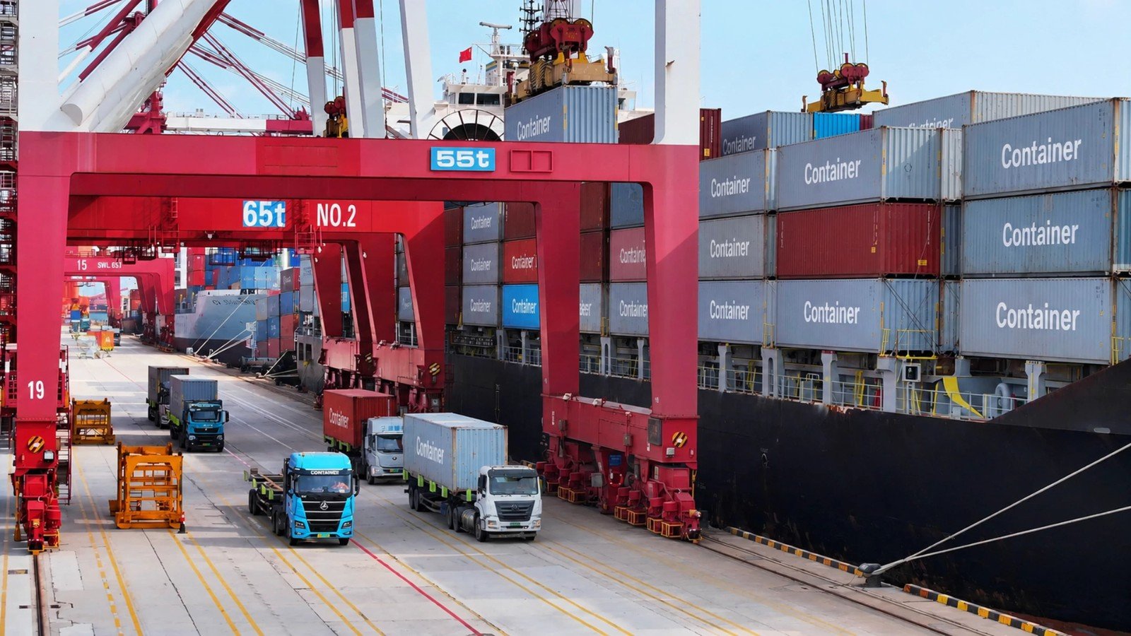 Choose Fenzo Furniture for South America Export
