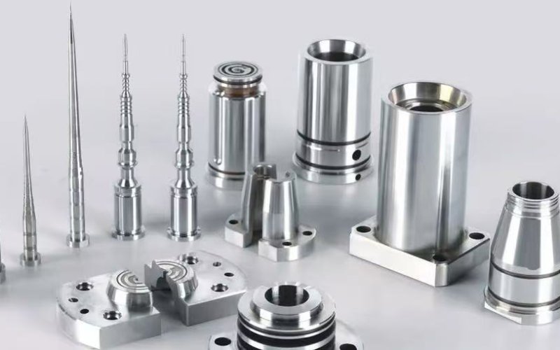 5-Axis CNC & Hybrid Manufacturing for Biocompatible Titanium Medical Implants & Surgical Instruments